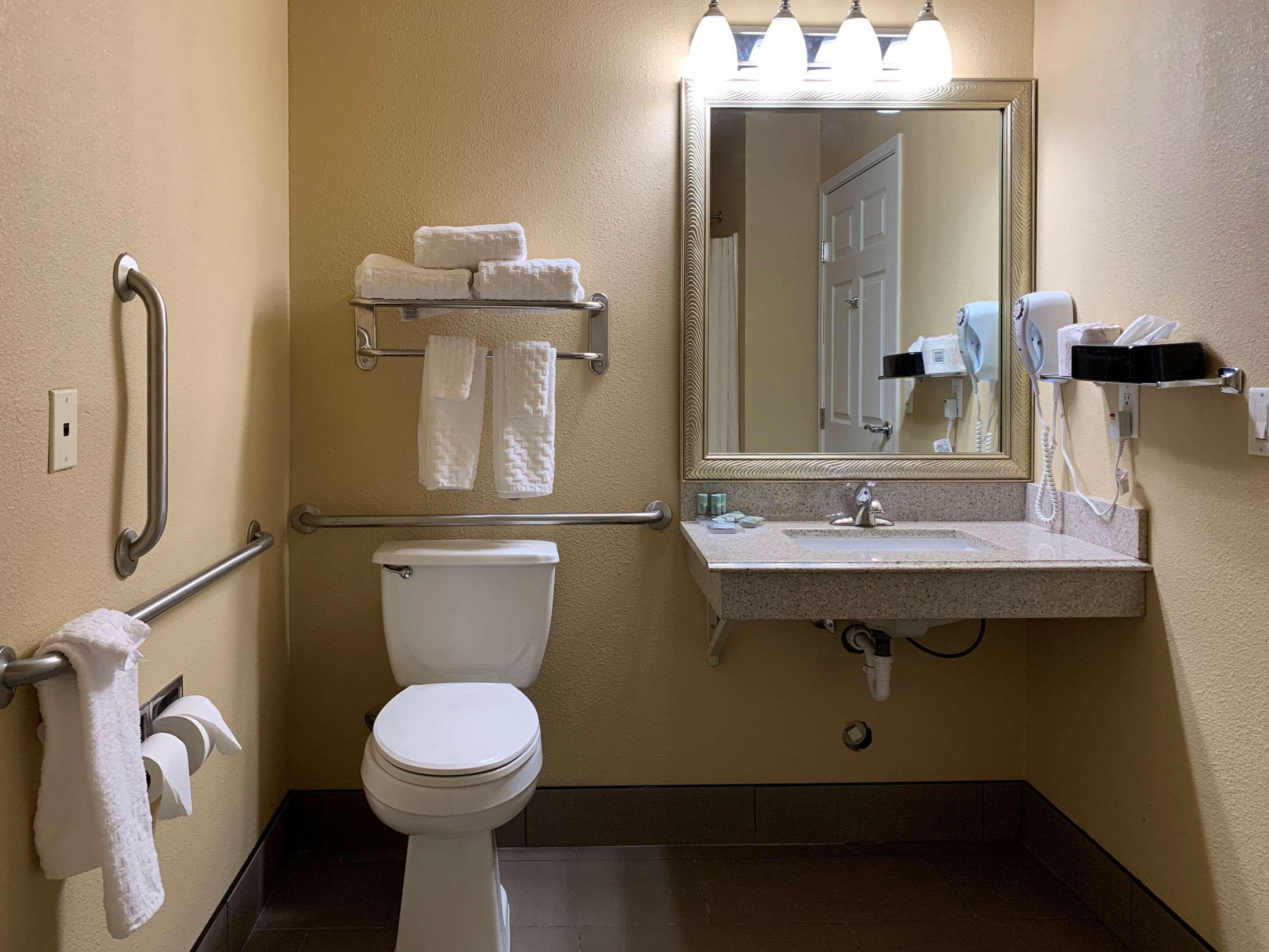 Comfort Inn Saint Paul East Oakdale Exterior foto