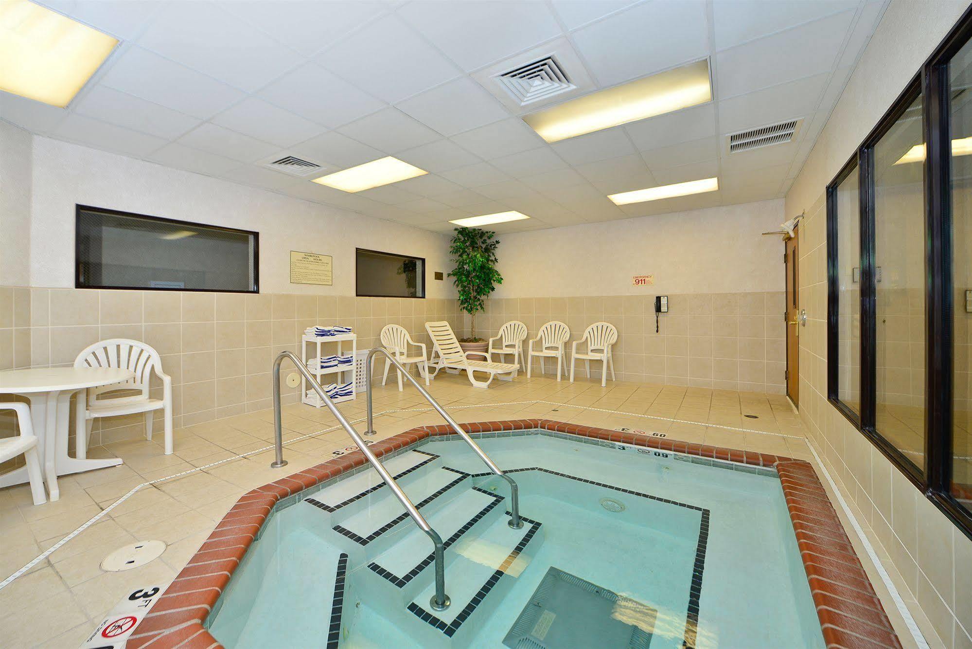 Comfort Inn Saint Paul East Oakdale Exterior foto